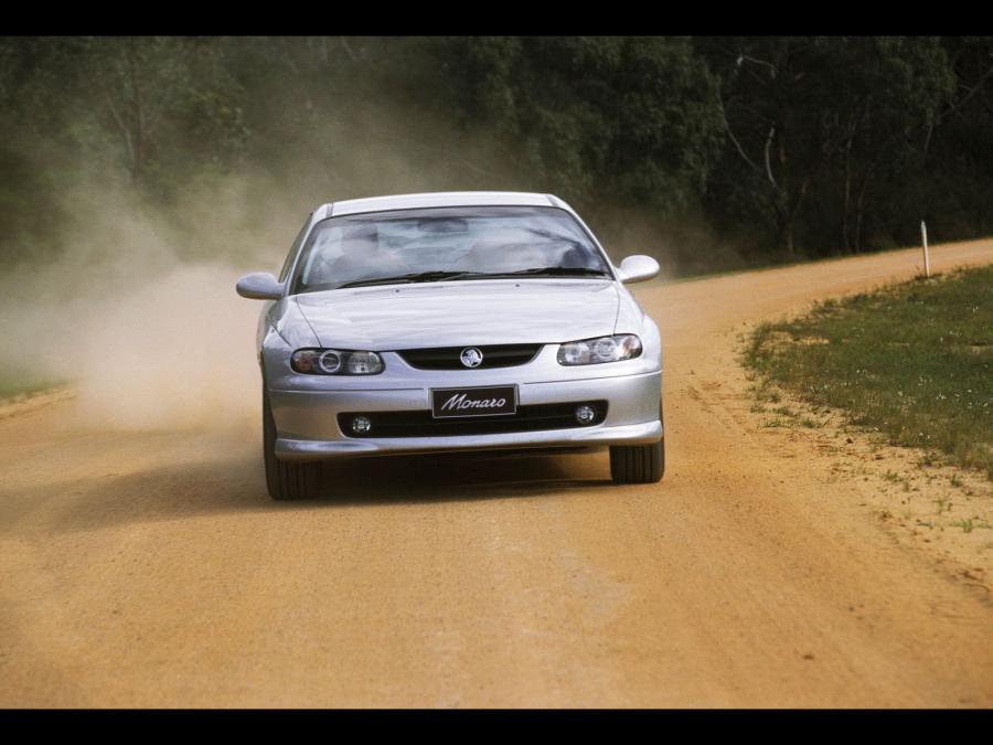  Holden Monaro CV8 2003 года  (фото 4 из 32)